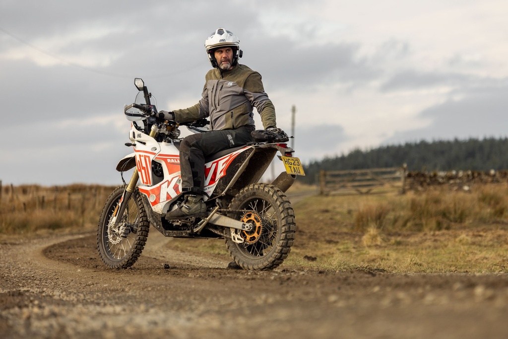 Linesman Jacket 2.0 Black